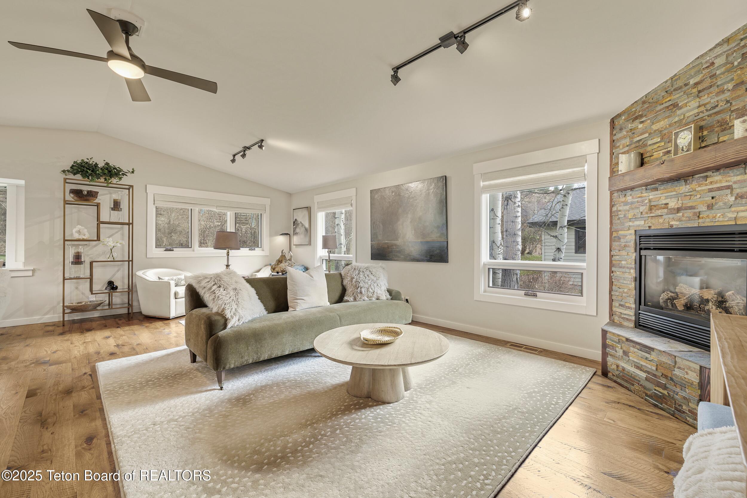 2022 HIDDEN RANCH Loop