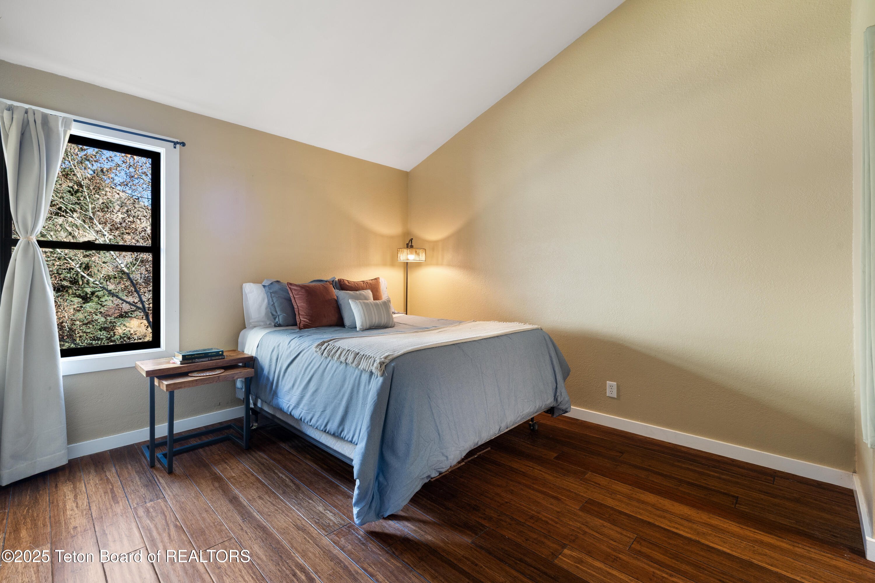 355 W DELONEY Avenue D-6