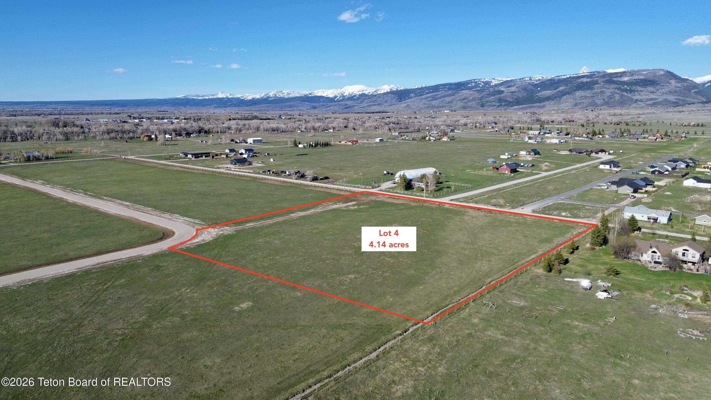 LOT 4 WALDEN COURT