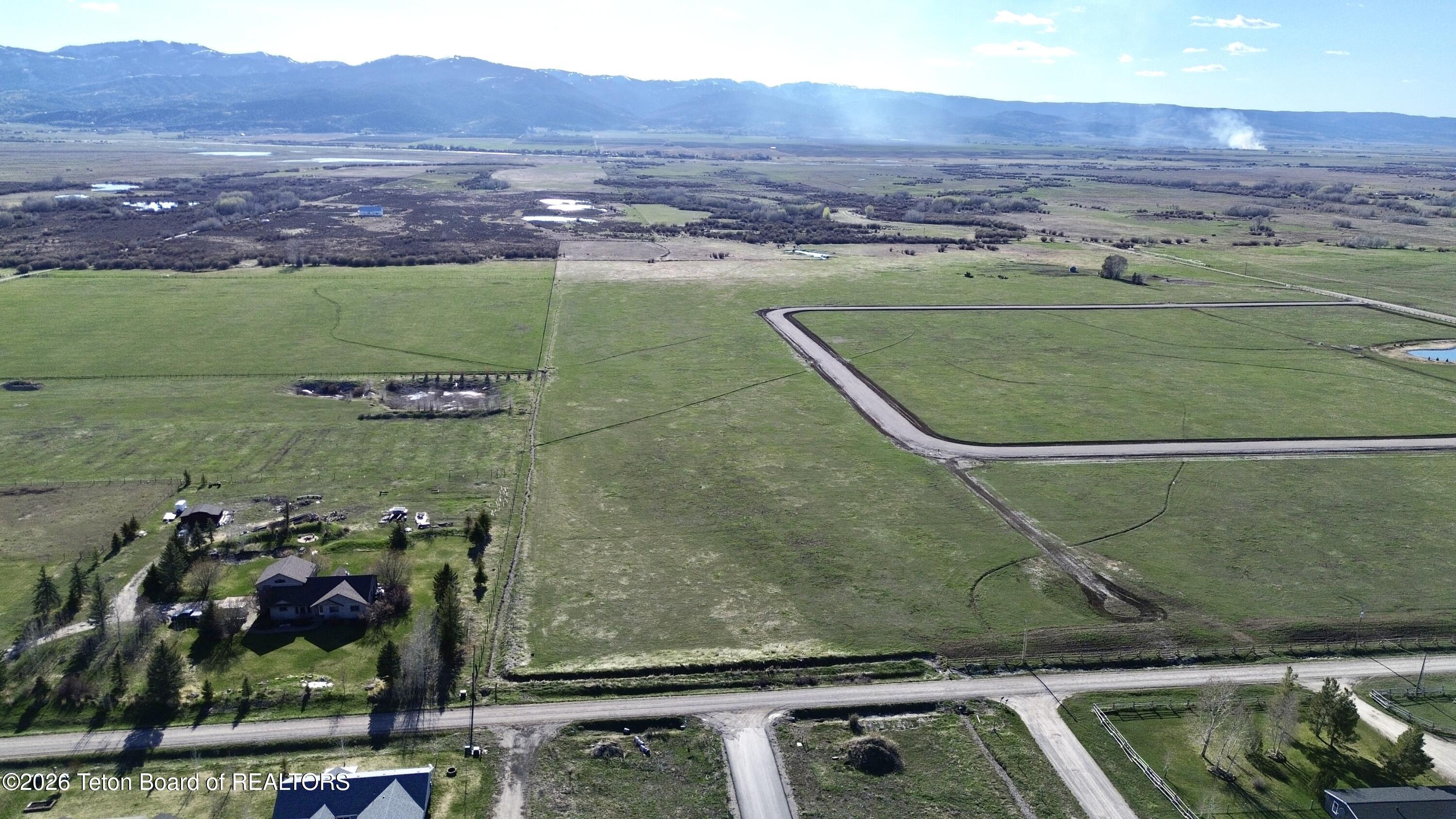 LOT 4 WALDEN COURT