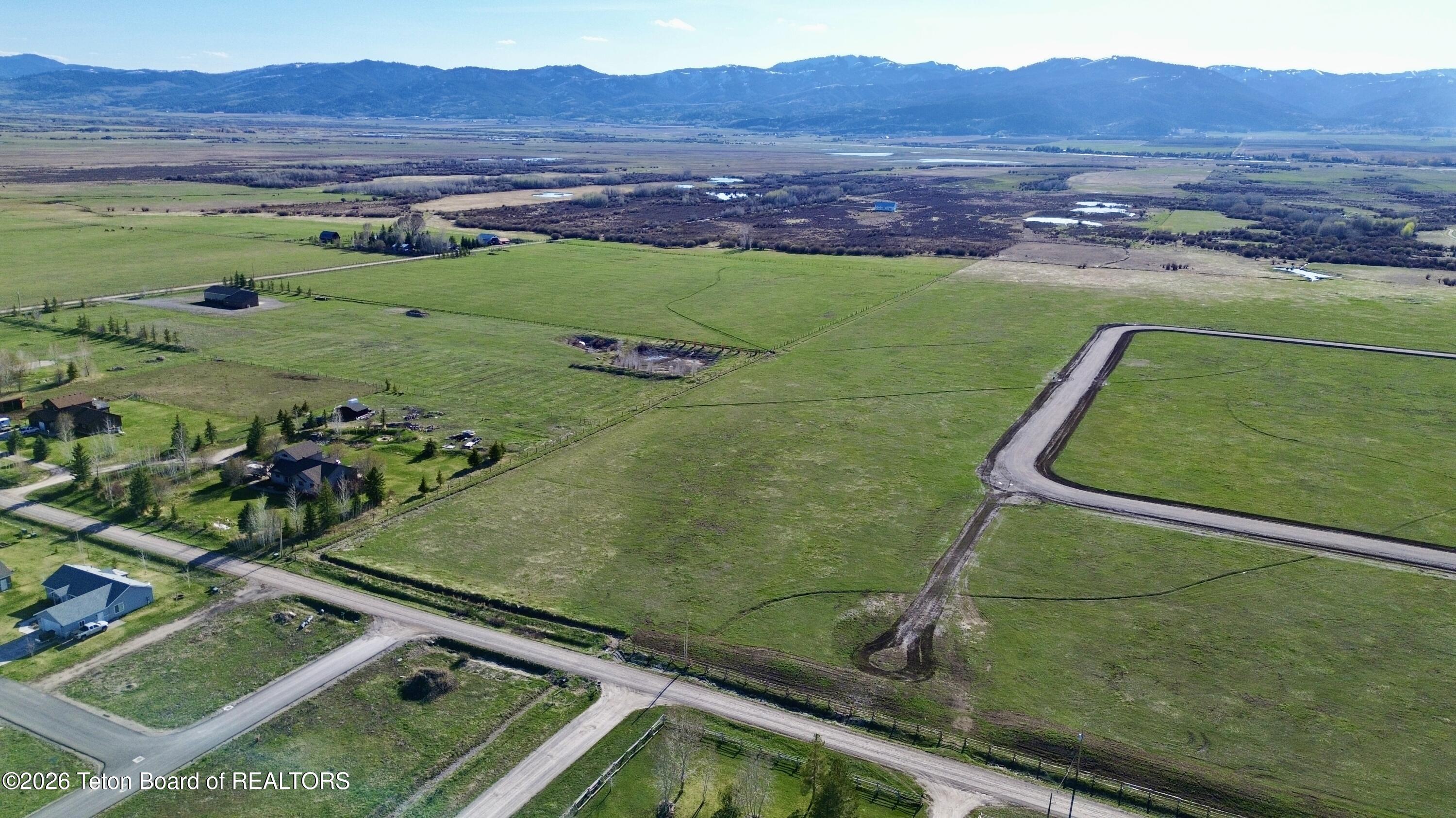 LOT 4 WALDEN COURT
