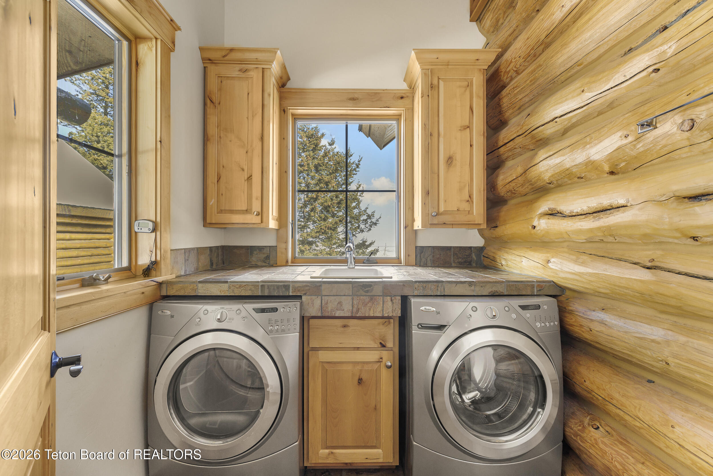 8157 RIPPLINGER Road