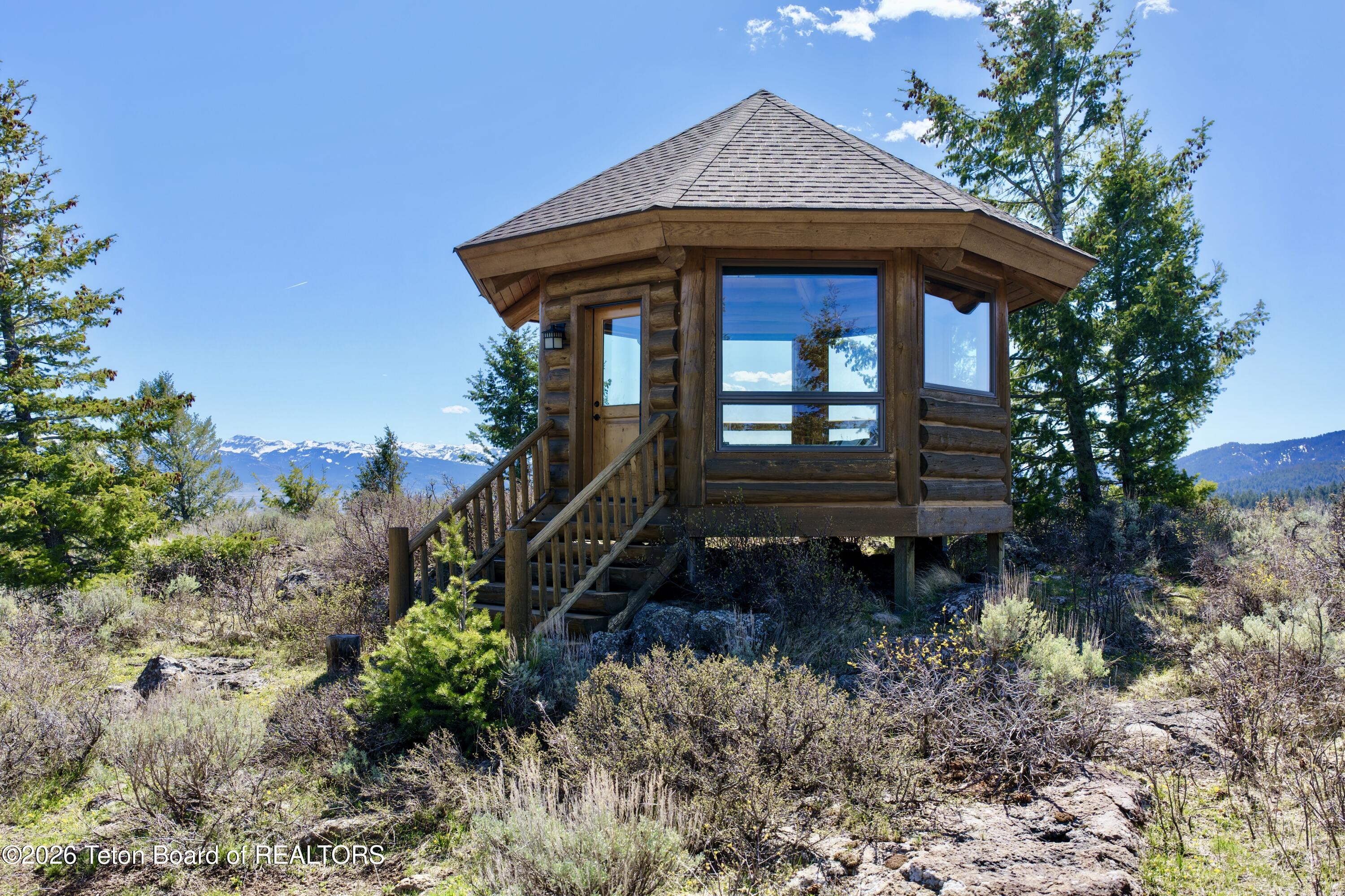 8157 RIPPLINGER Road