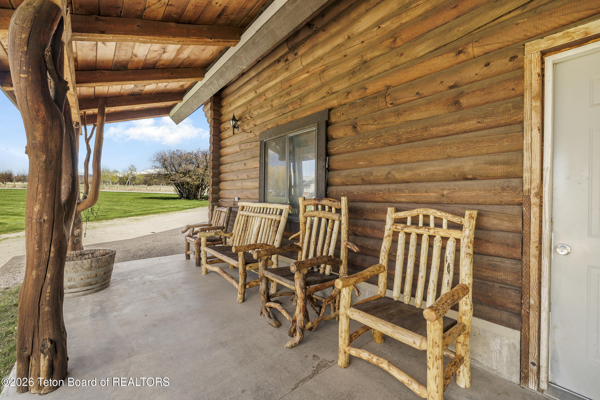 2315 S STATELINE Road