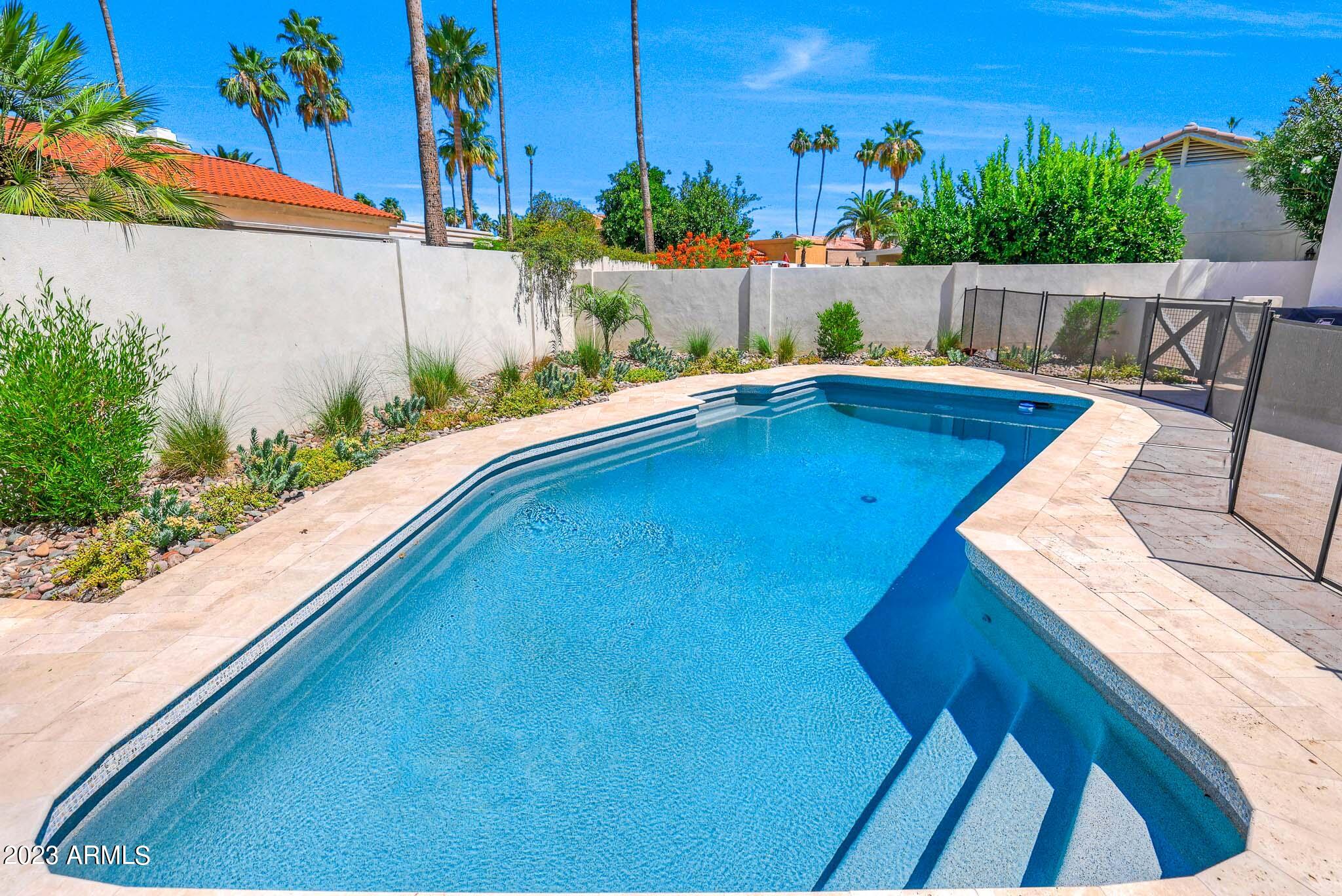 9202 N 83RD Place