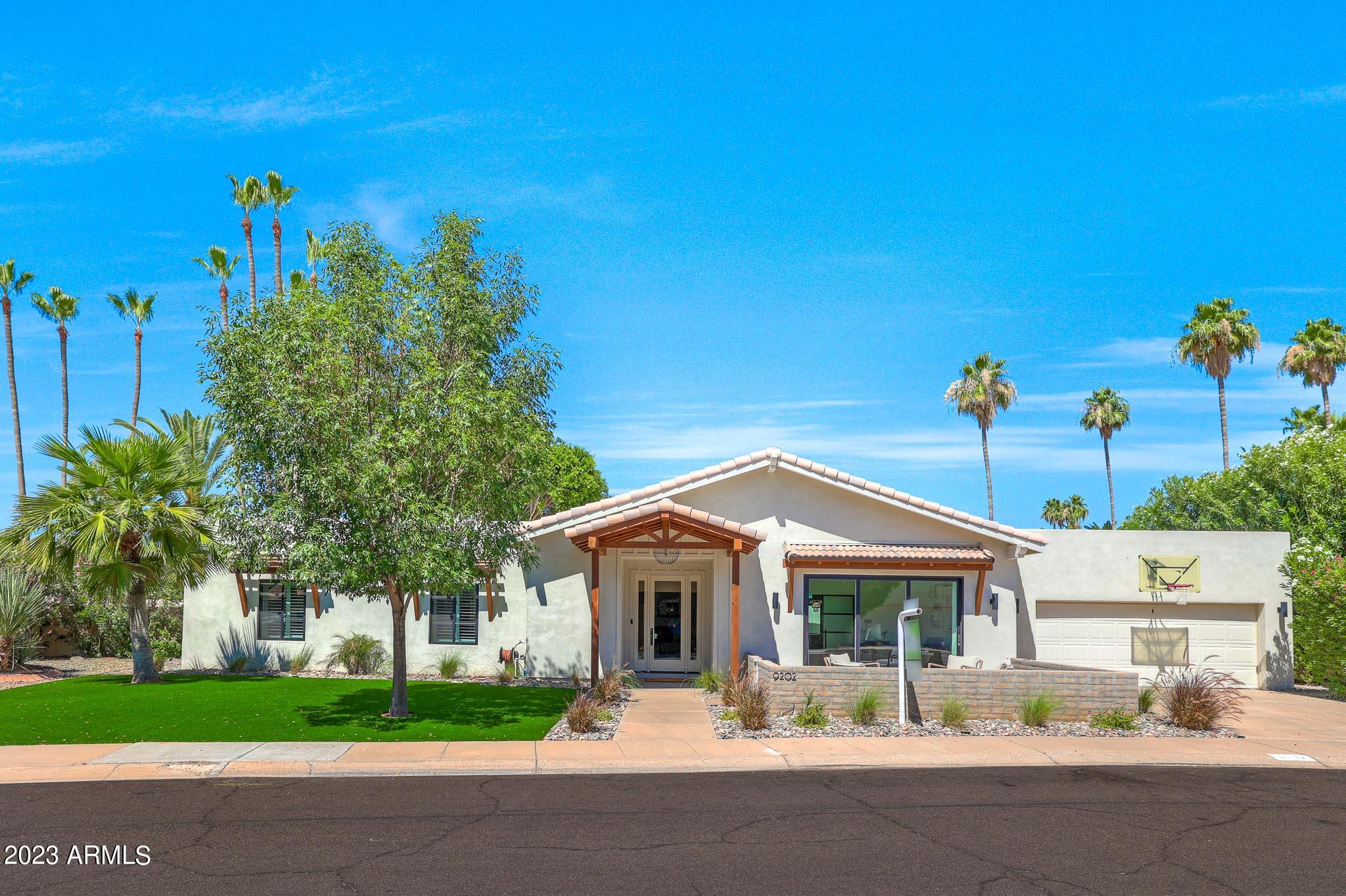 9202 N 83RD Place