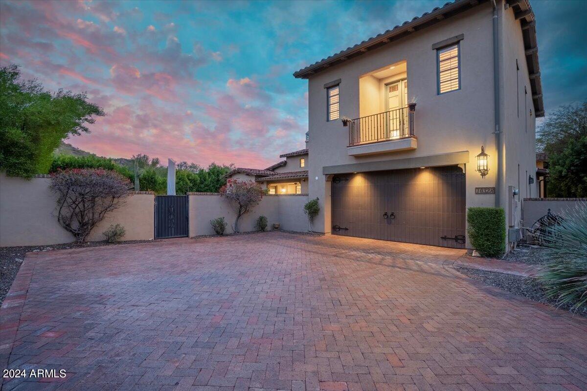 10328 E SIERRA PINTA Drive