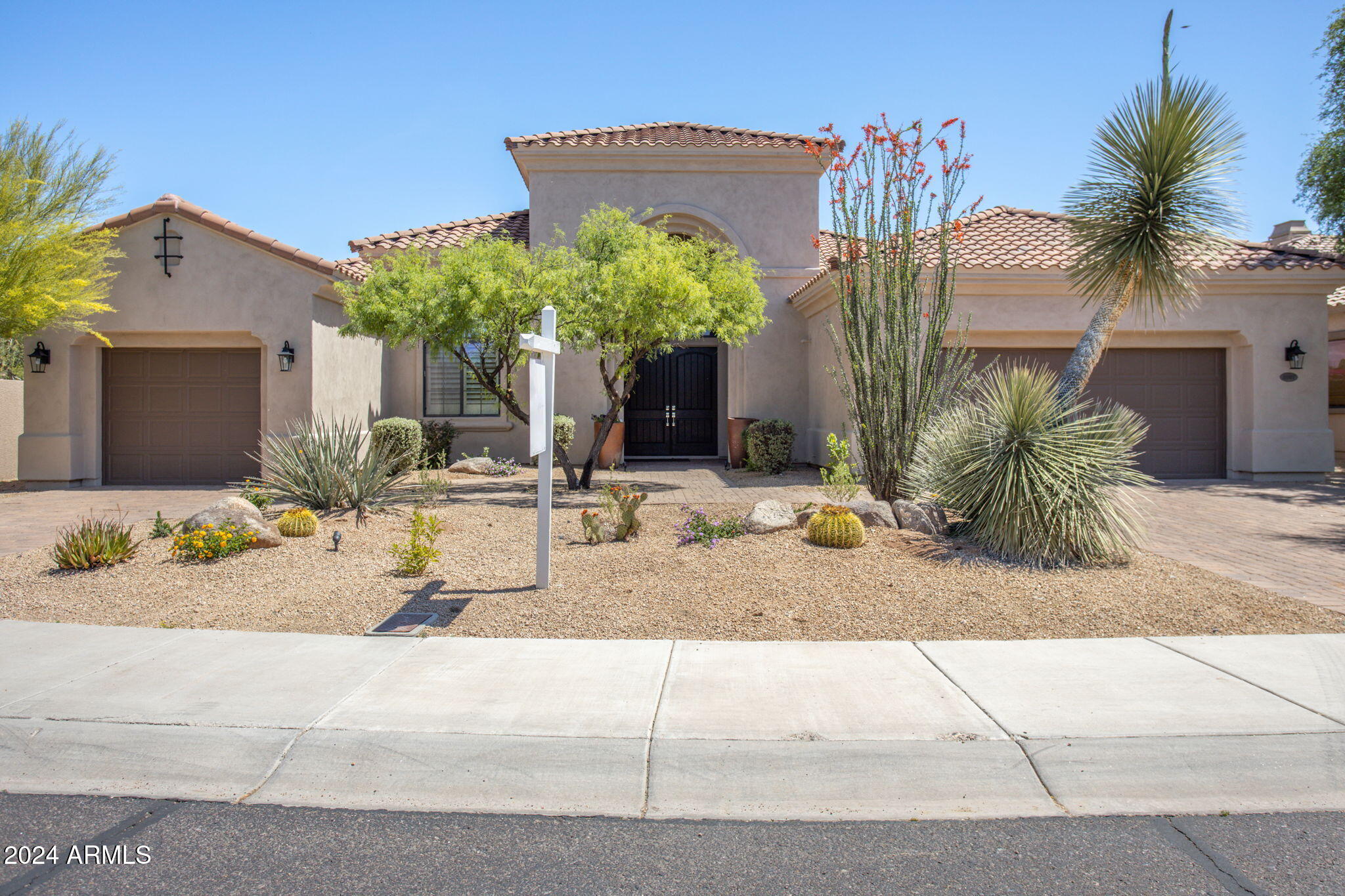 10007 E Ridgerunner Drive