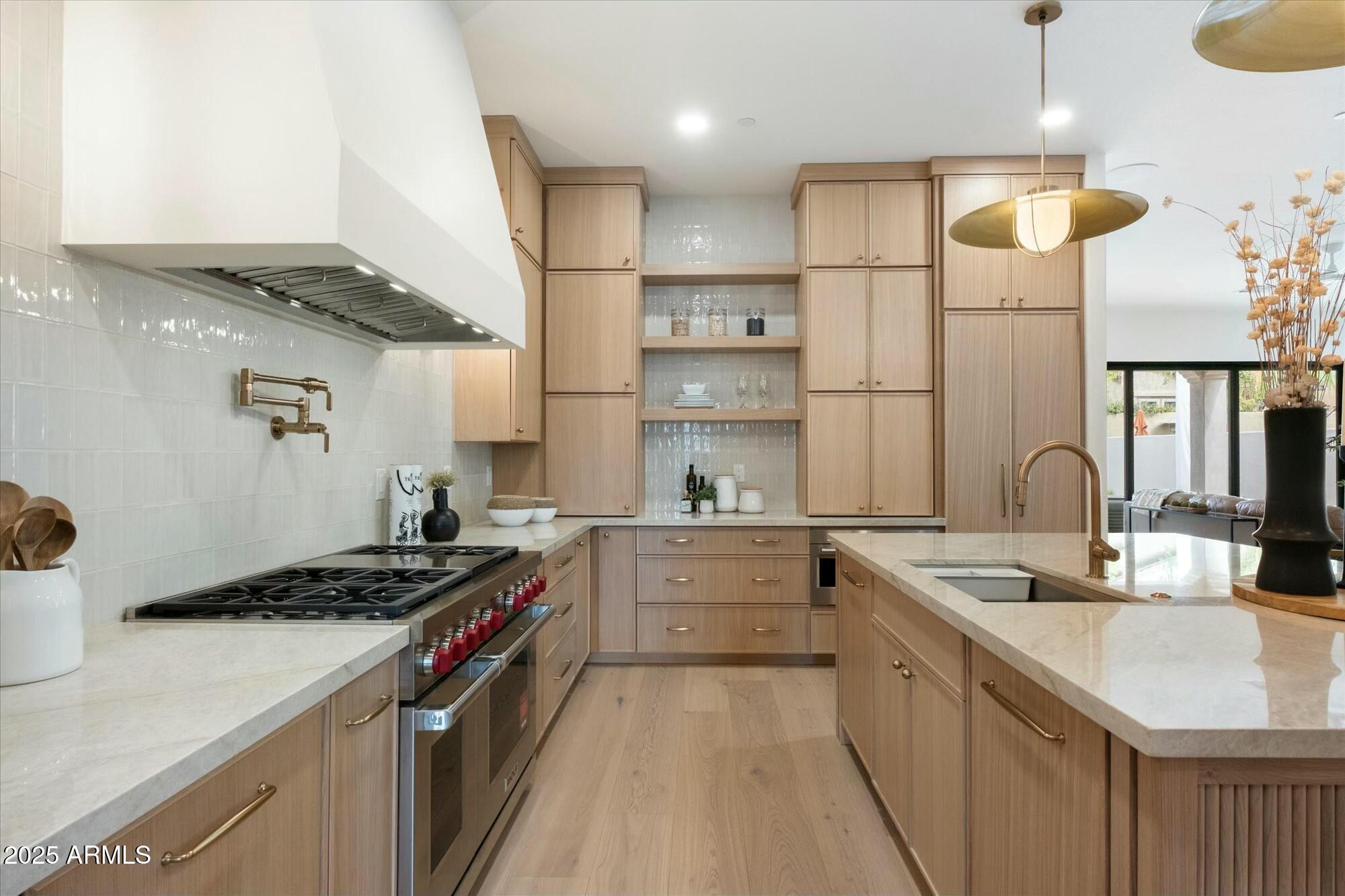 9248 E DESERT VILLAGE Drive