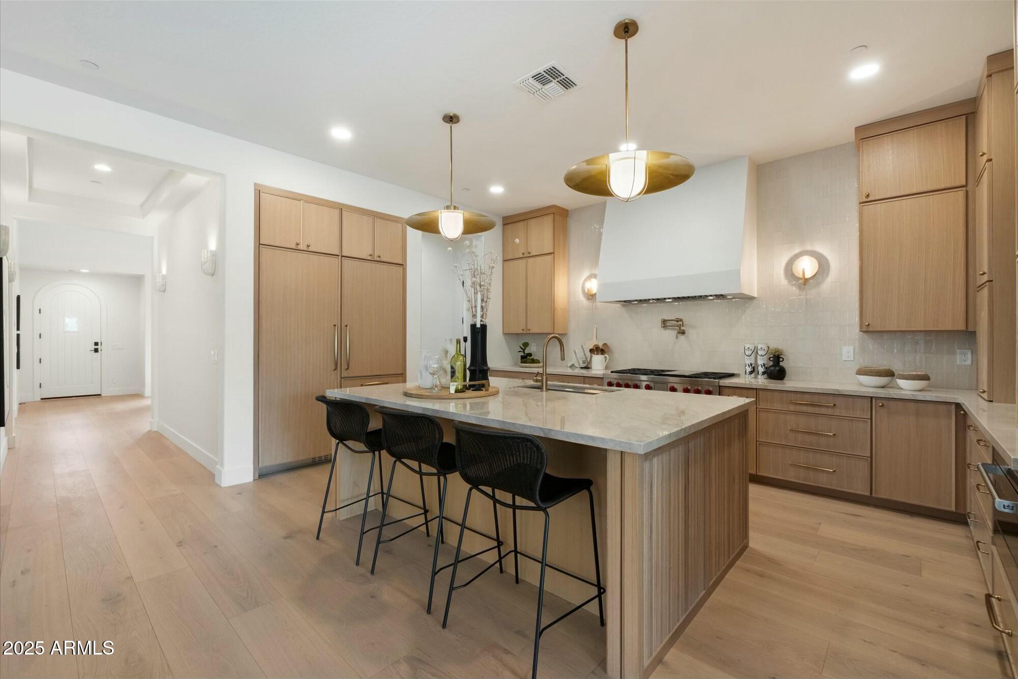 9248 E DESERT VILLAGE Drive