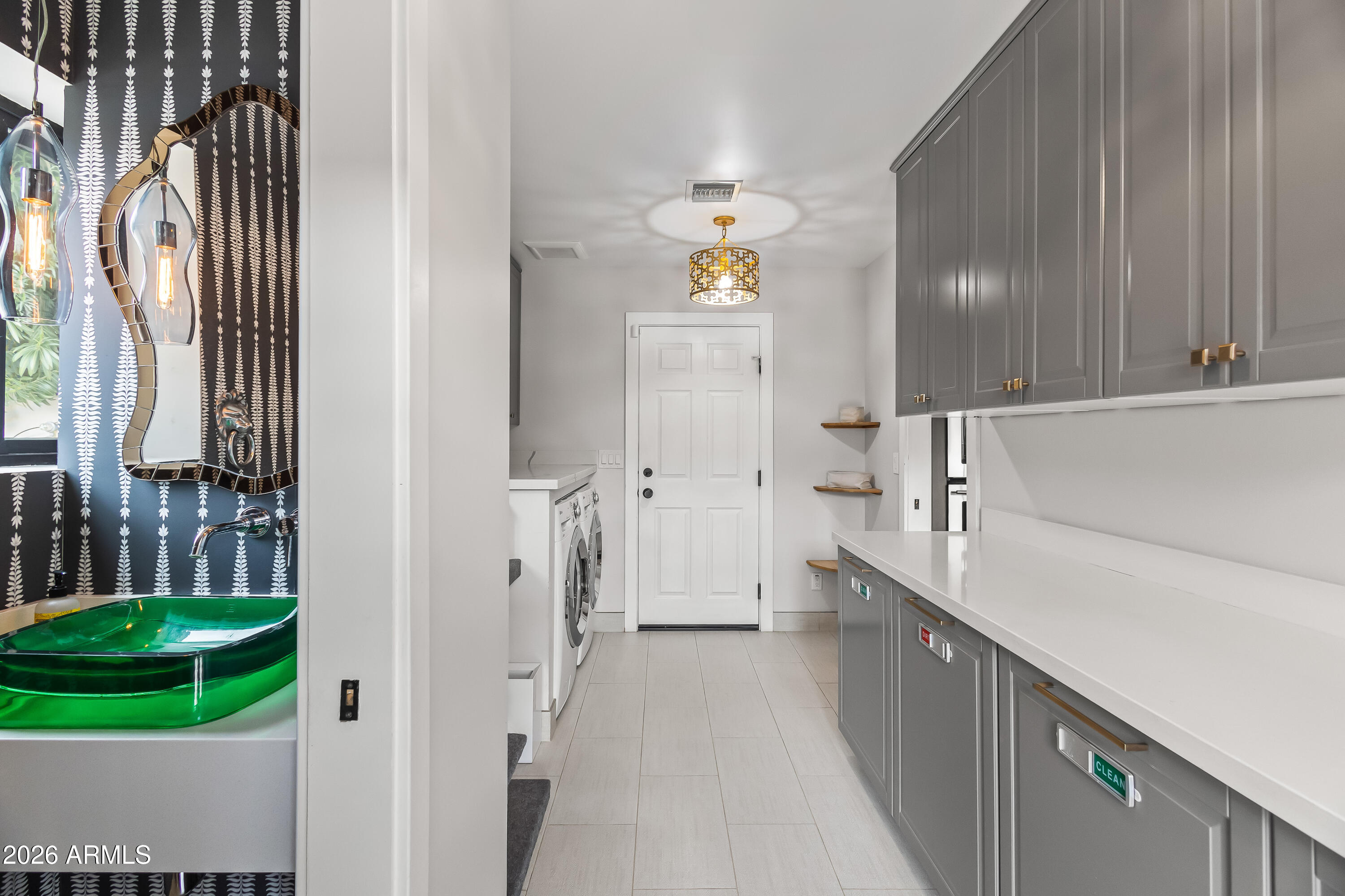 9202 N 83RD Place