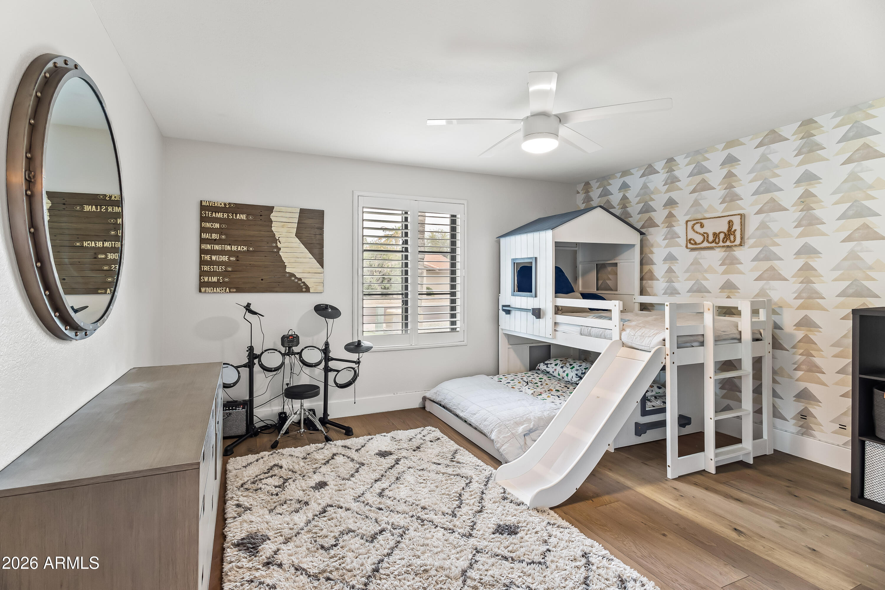 9202 N 83RD Place