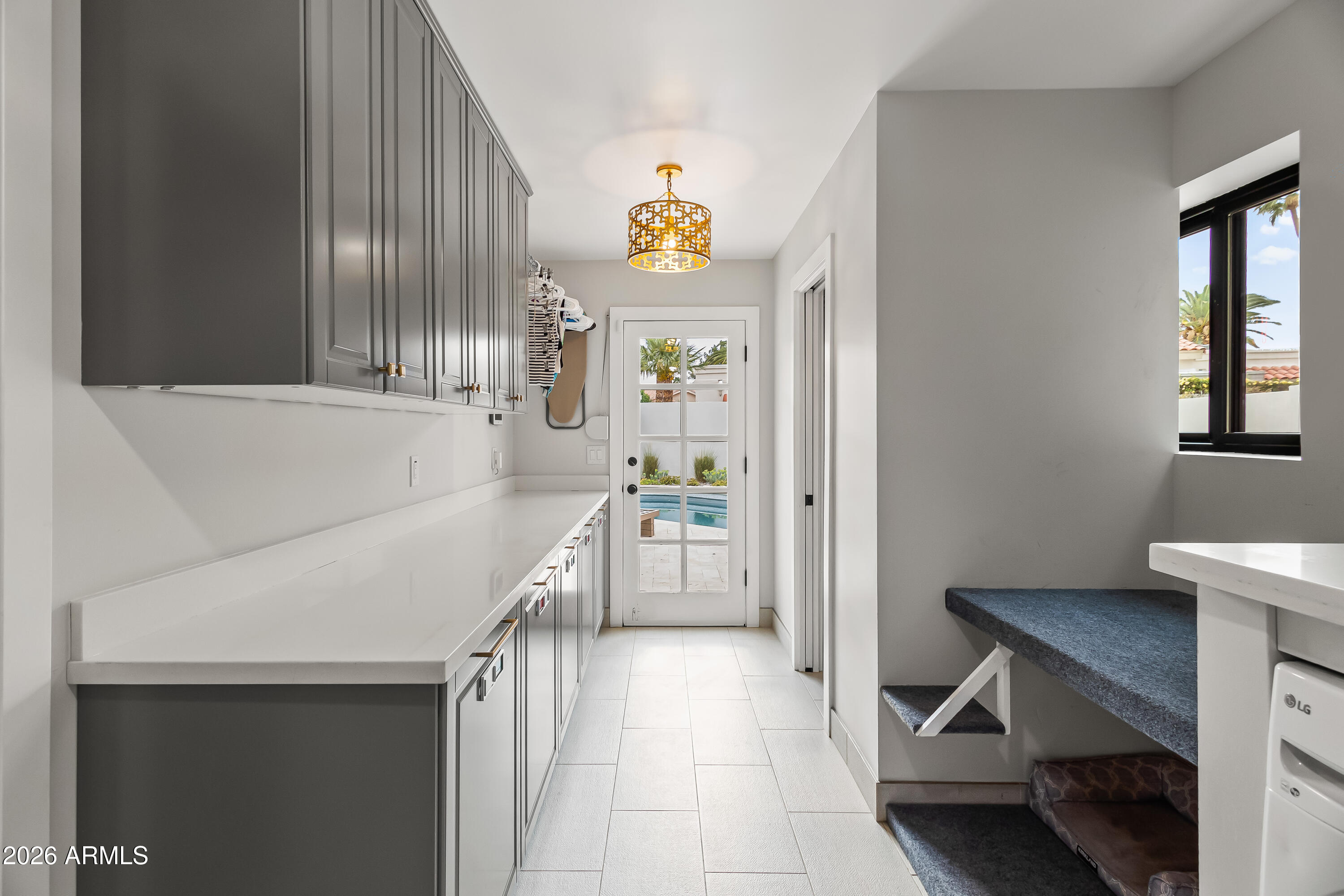 9202 N 83RD Place