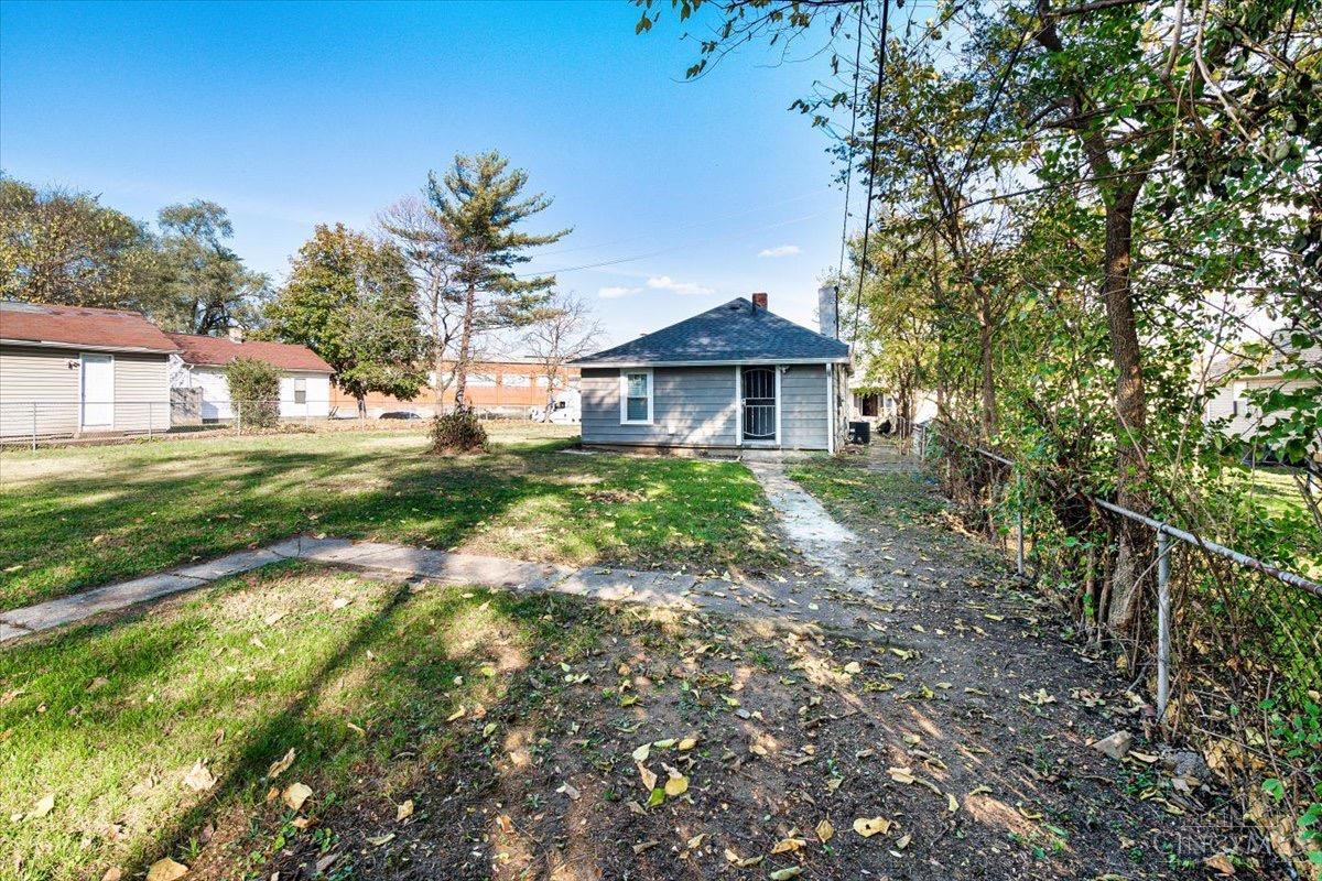 614 Catalpa Drive