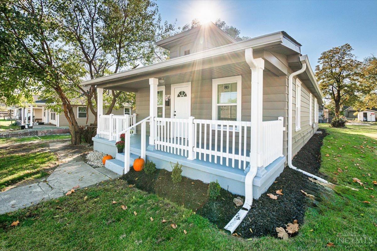 614 Catalpa Drive