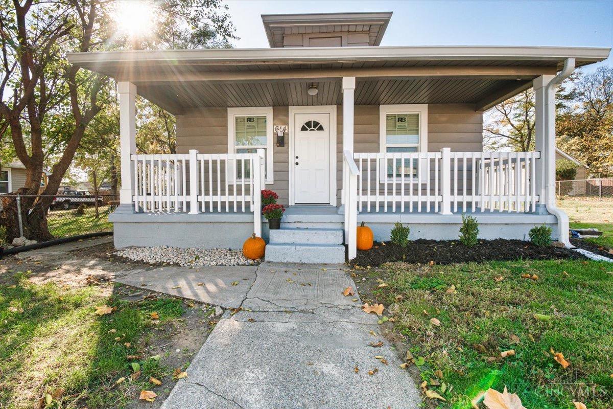 614 Catalpa Drive