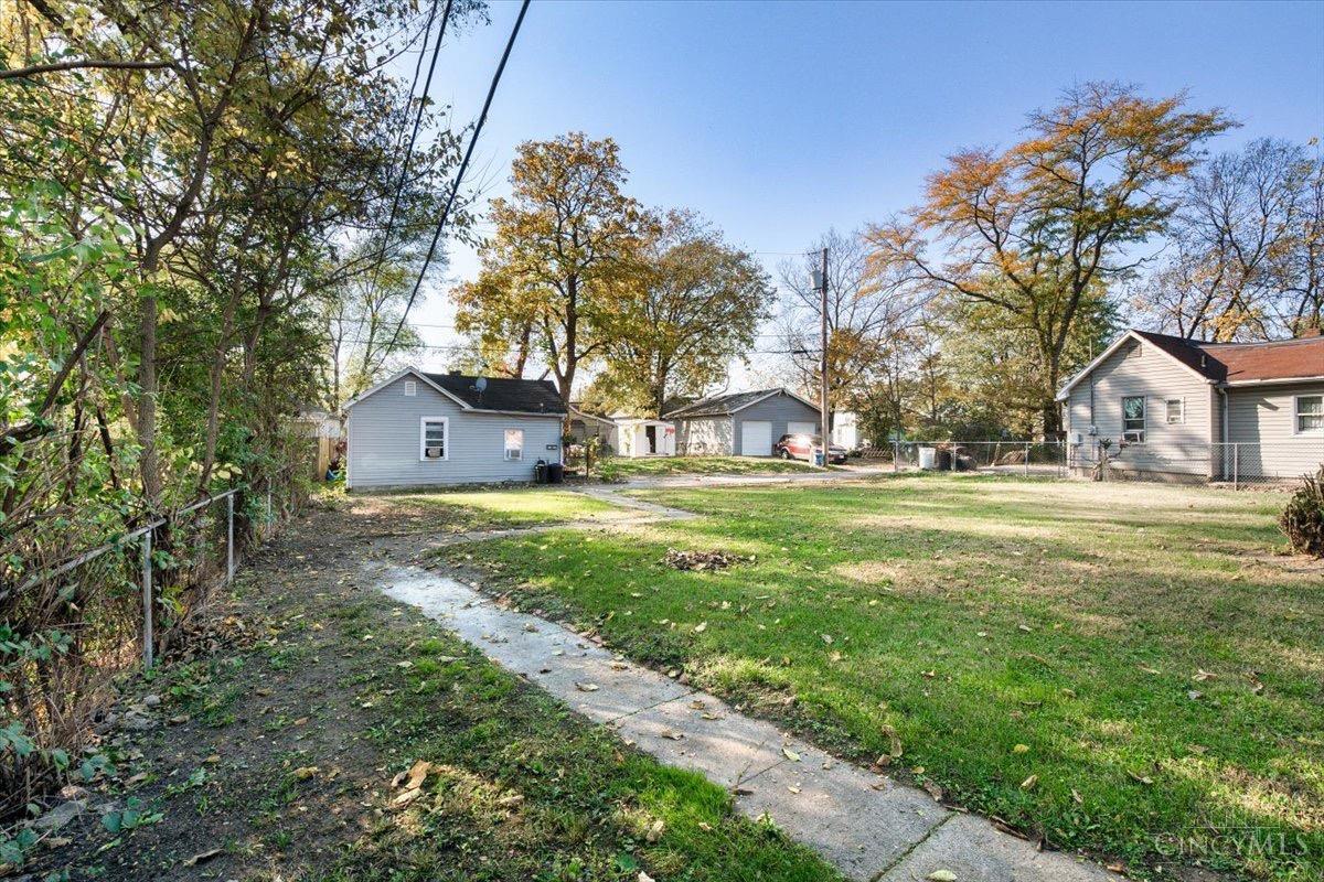 614 Catalpa Drive