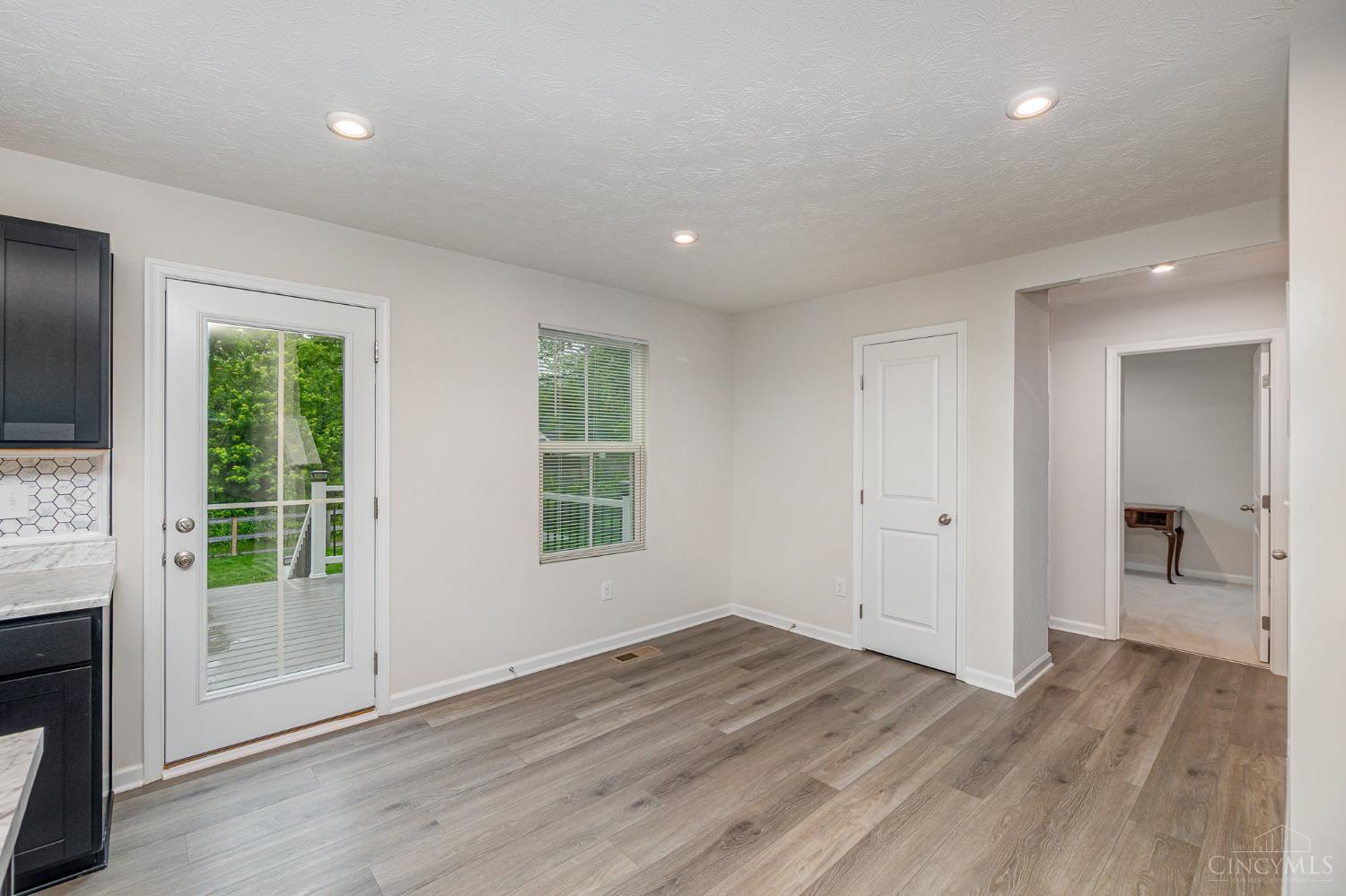 6482 Tralee Lane