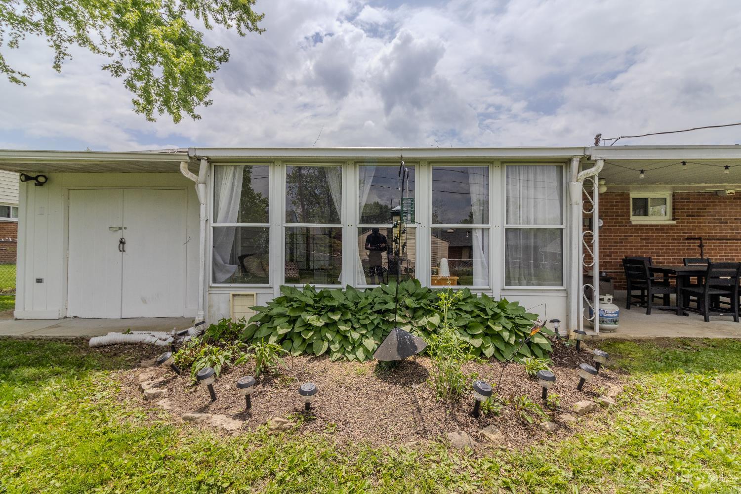 6654 Helwig Drive