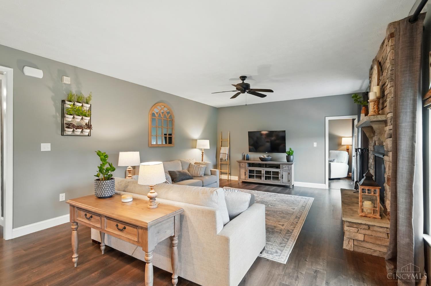 8772 Rhone Court