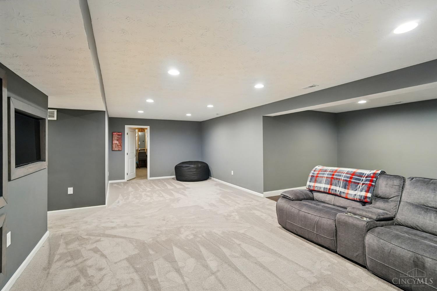 8772 Rhone Court
