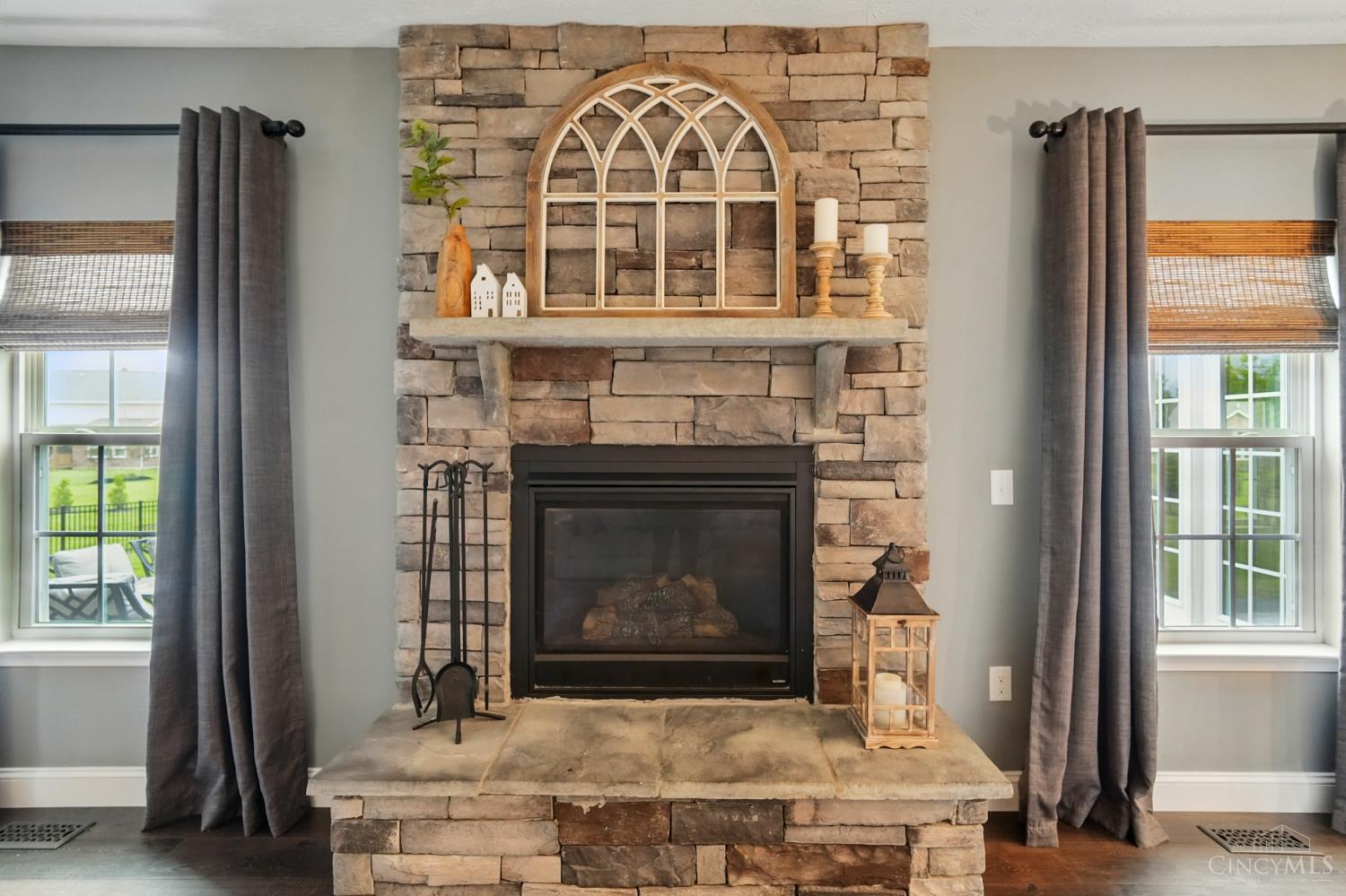 8772 Rhone Court