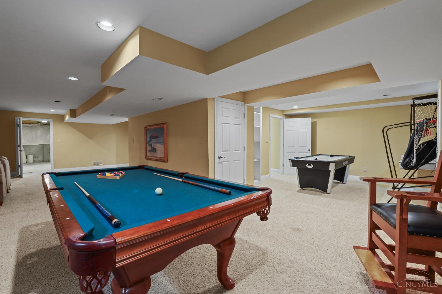 6329 Caddies Way