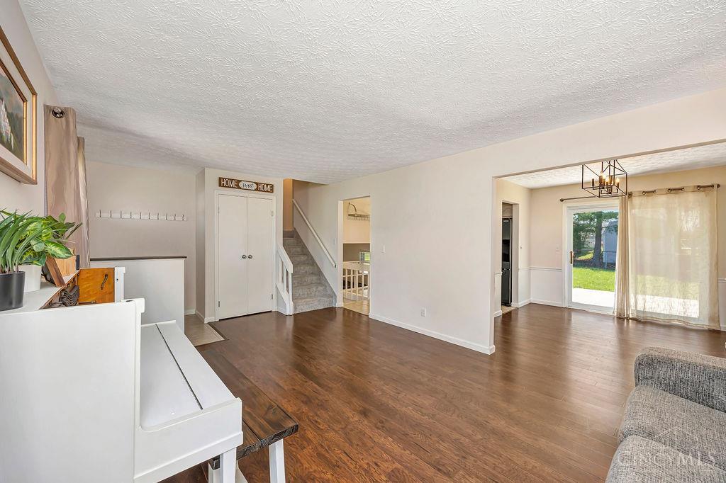 6655 Tulip Lane
