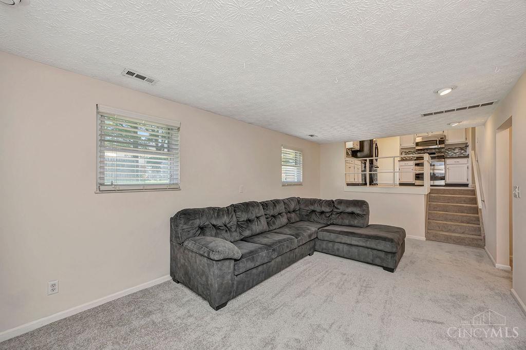 6655 Tulip Lane