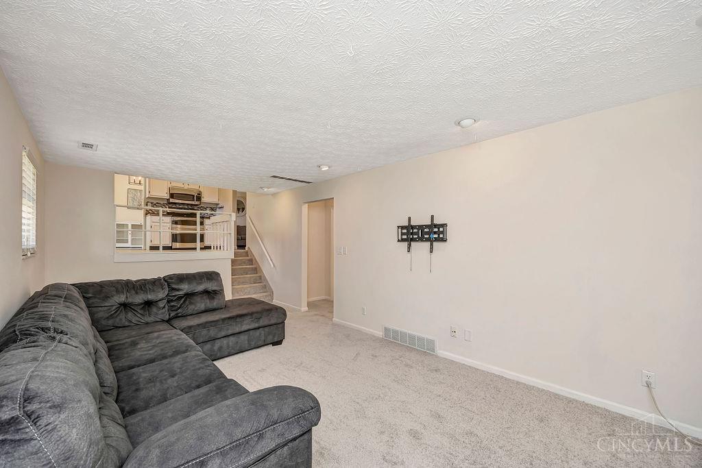 6655 Tulip Lane