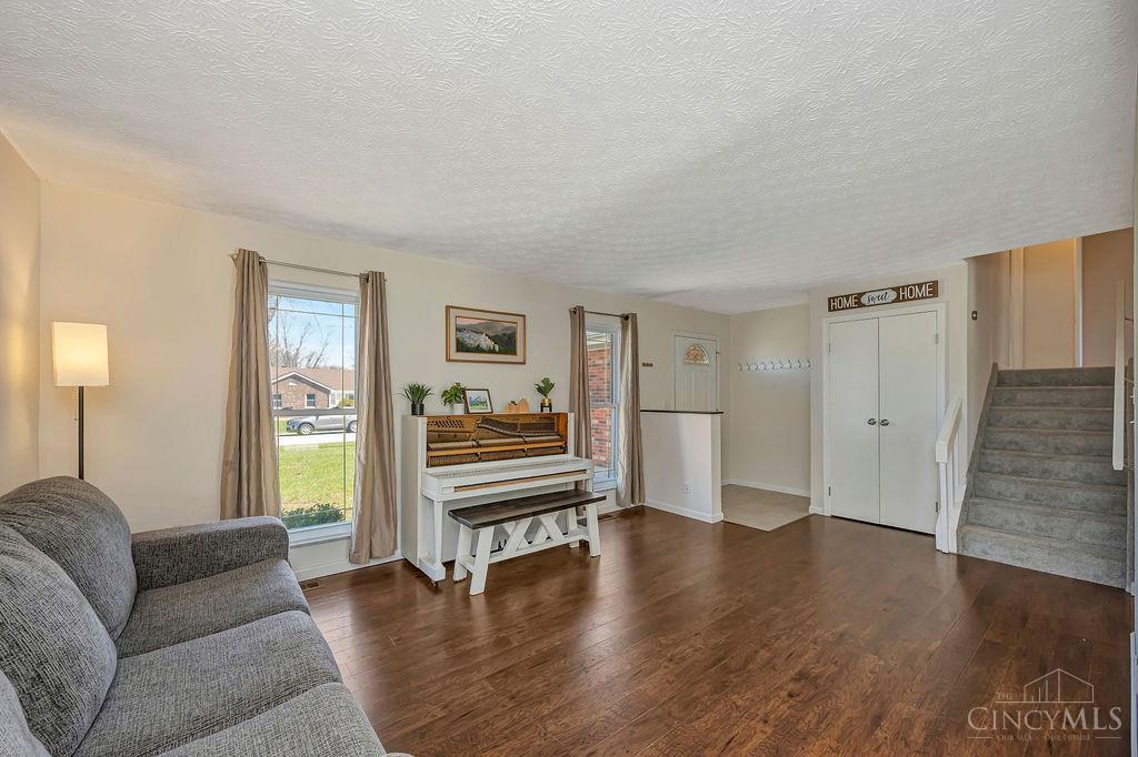 6655 Tulip Lane