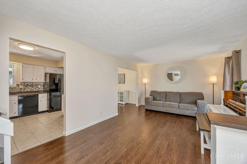 6655 Tulip Lane