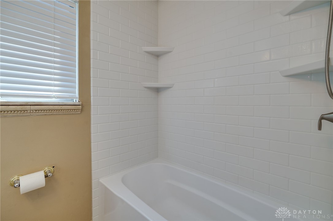3686 Hermosa Drive