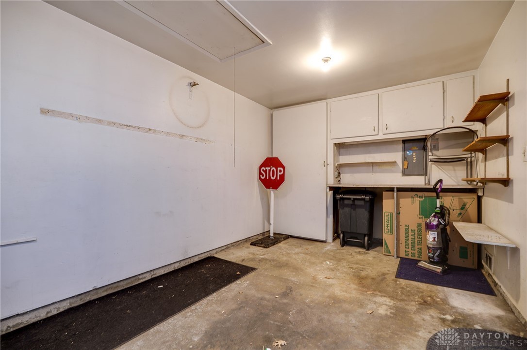 3686 Hermosa Drive