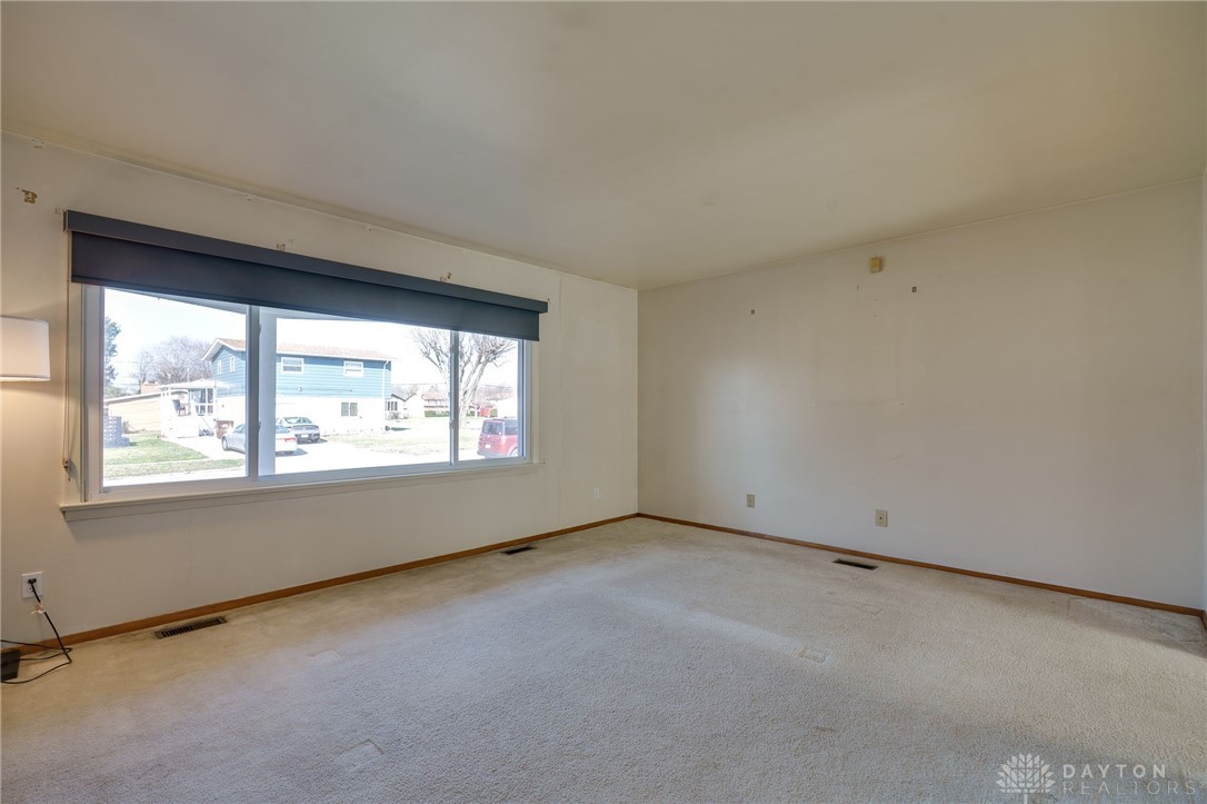 3686 Hermosa Drive