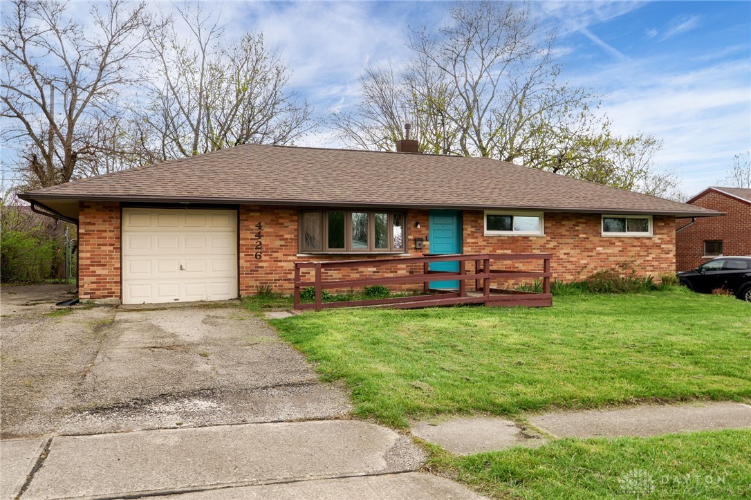4426 Kitridge Road