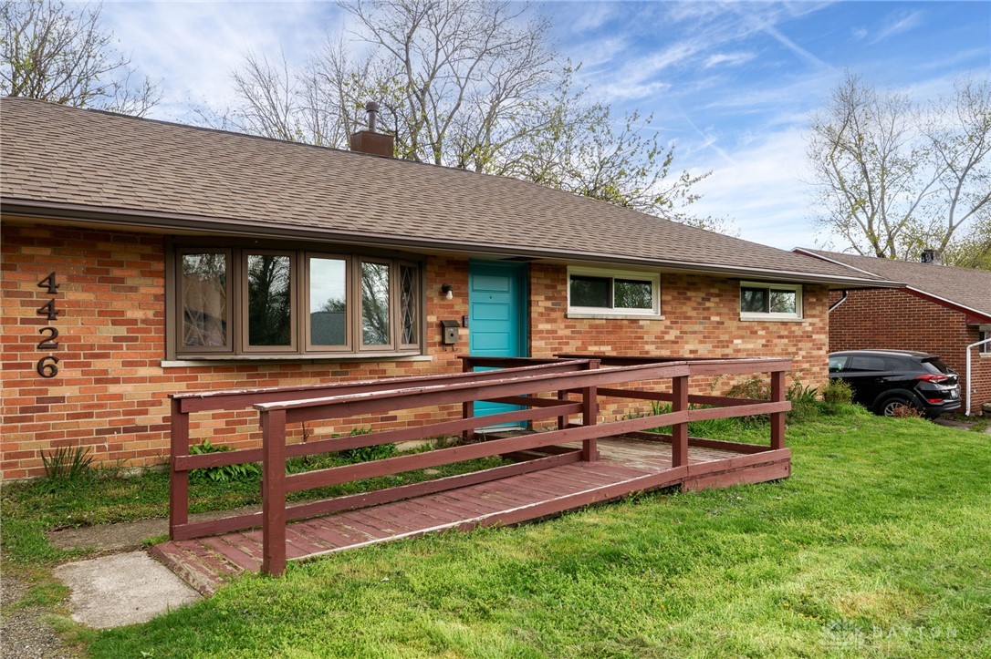 4426 Kitridge Road