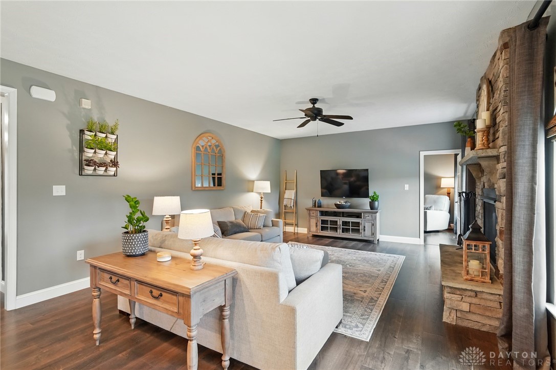 8772 Rhone Court