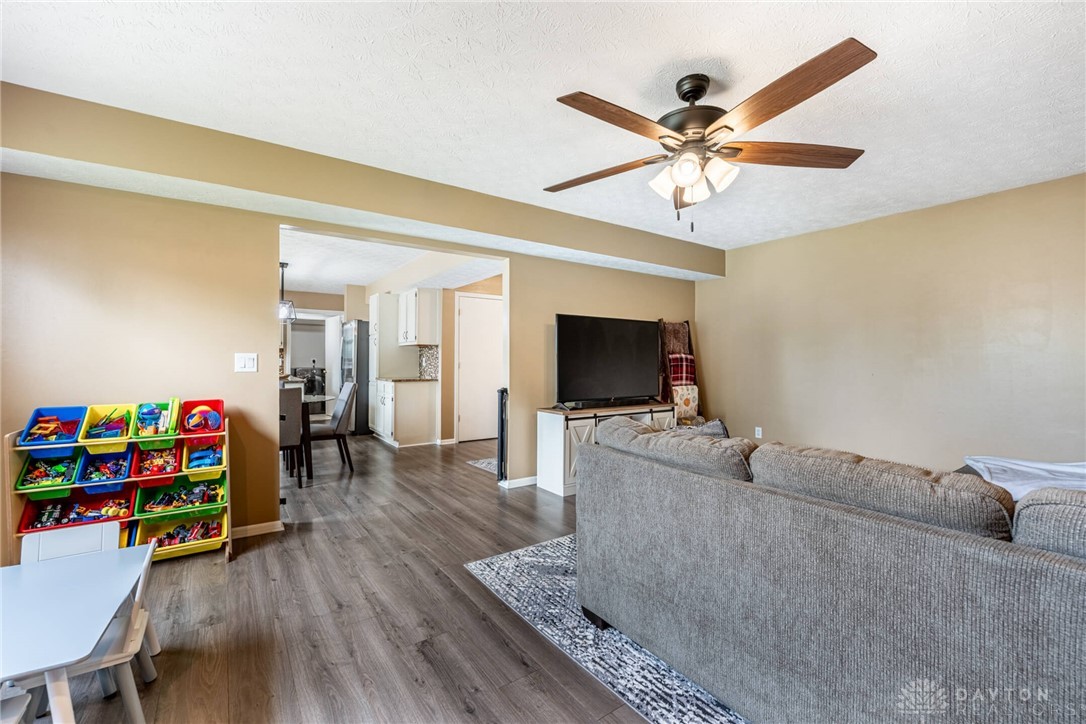 4333 Dobbin Circle