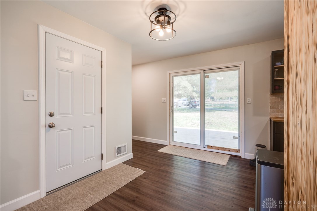 2733 N State Route 48