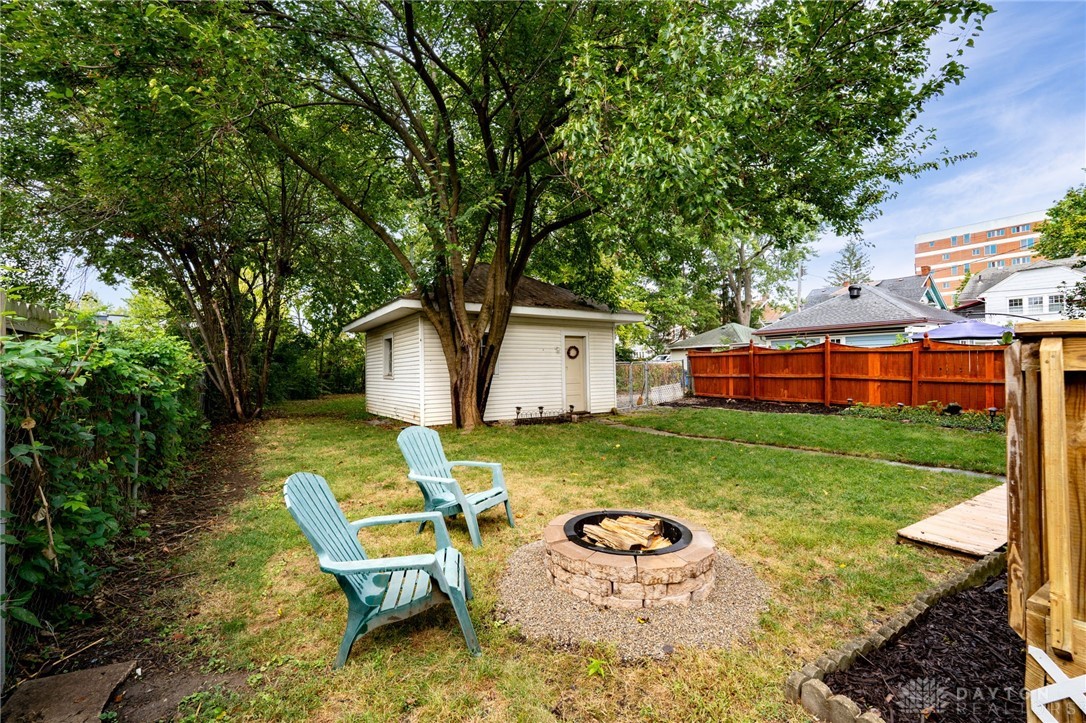 631 Belmonte Park