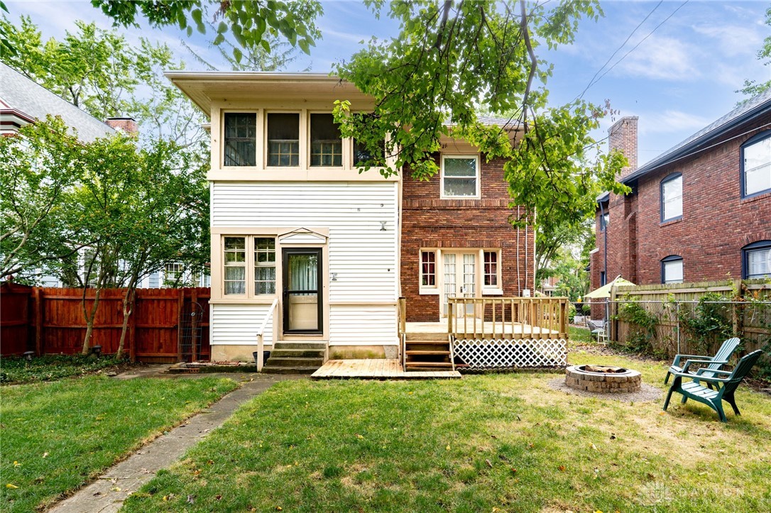 631 Belmonte Park