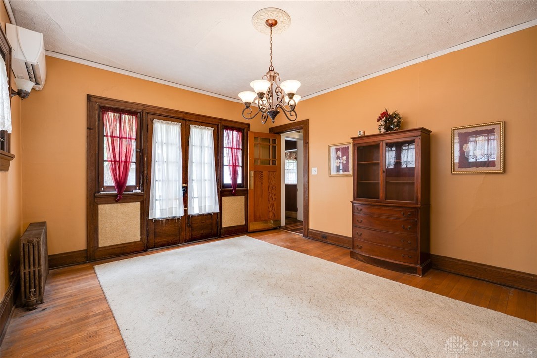 631 Belmonte Park