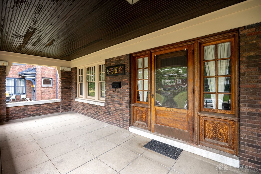 631 Belmonte Park