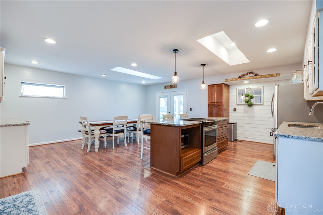 3072 Leonora Drive