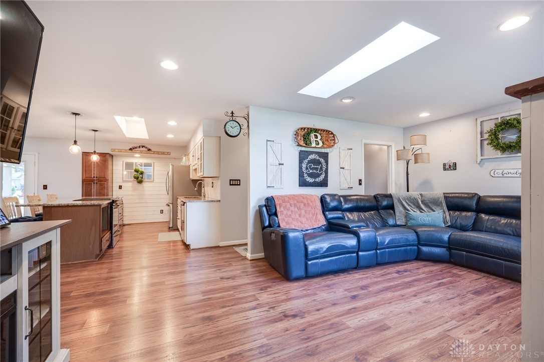 3072 Leonora Drive