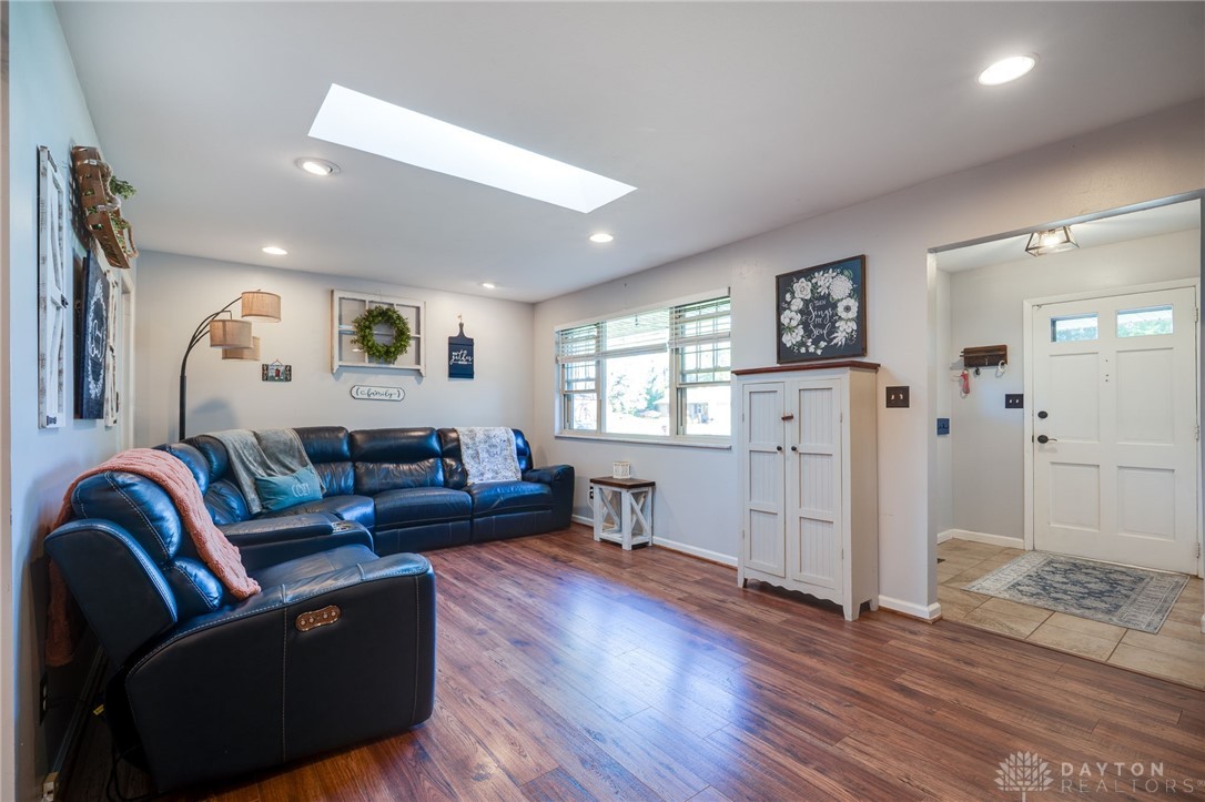 3072 Leonora Drive