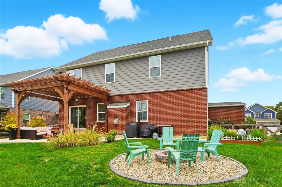 9585 Crooked Creek Drive