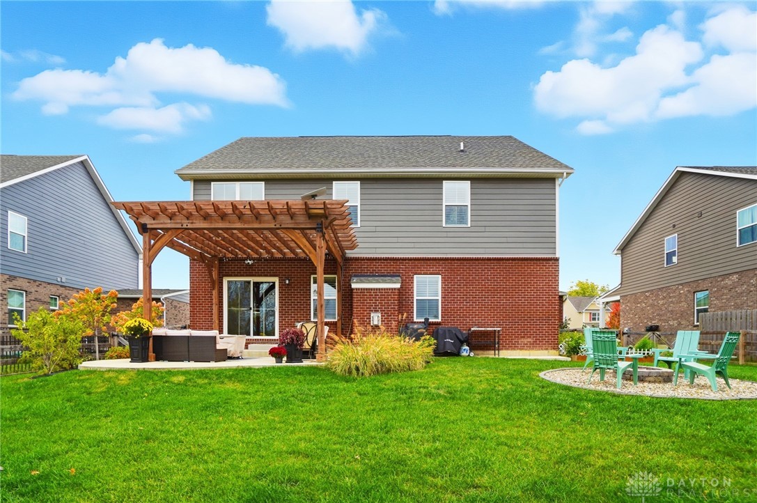 9585 Crooked Creek Drive