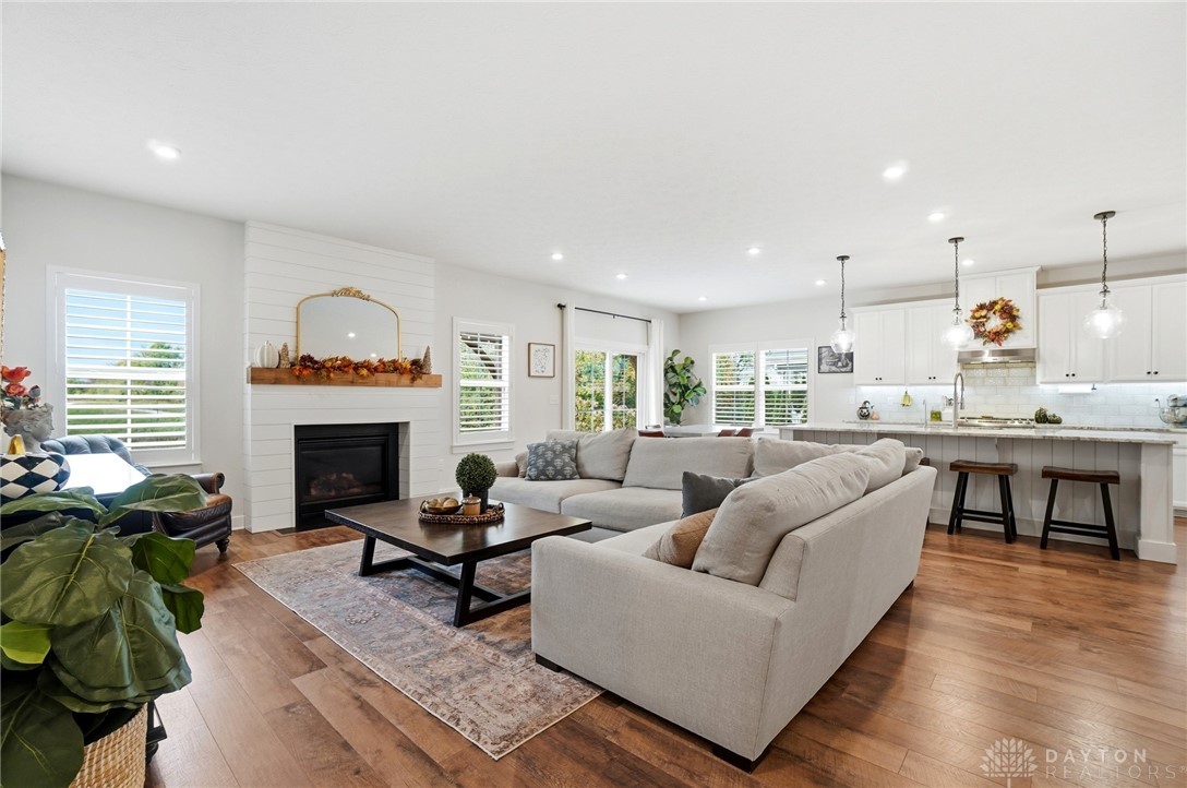 9585 Crooked Creek Drive